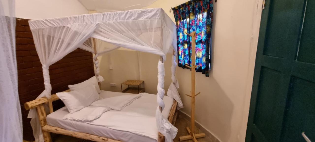 Kizumba House Hostel Аруша Екстериор снимка